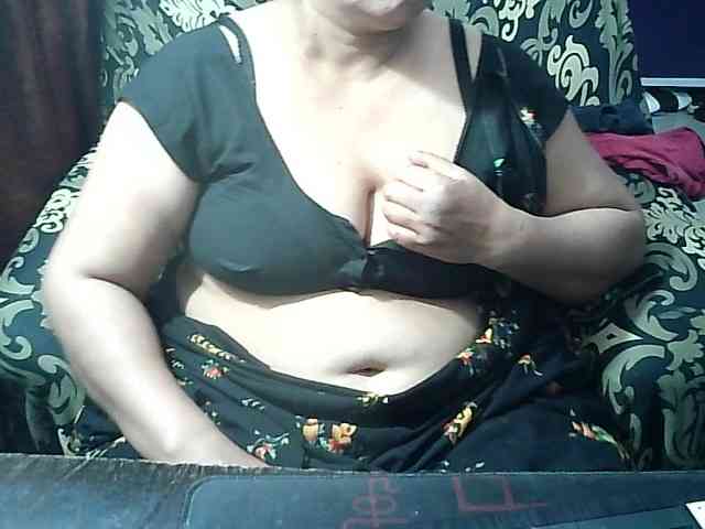Indianbhabhimilf40