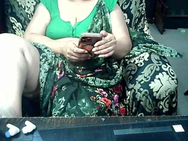Indianbhabhimilf40 webcam