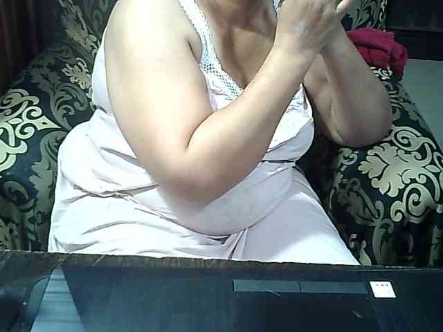 Indianbhabhimilf40 webcam