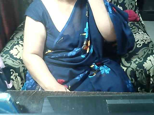 Indianbhabhimilf40 webcam