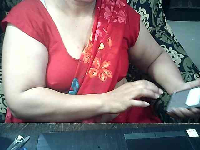 Indianbhabhimilf40 webcam