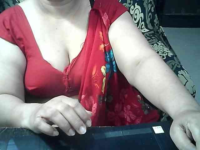 Indianbhabhimilf40 webcam