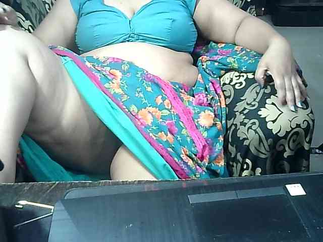 Indianbhabhimilf40 webcam