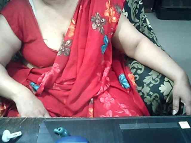 Indianbhabhimilf40 webcam