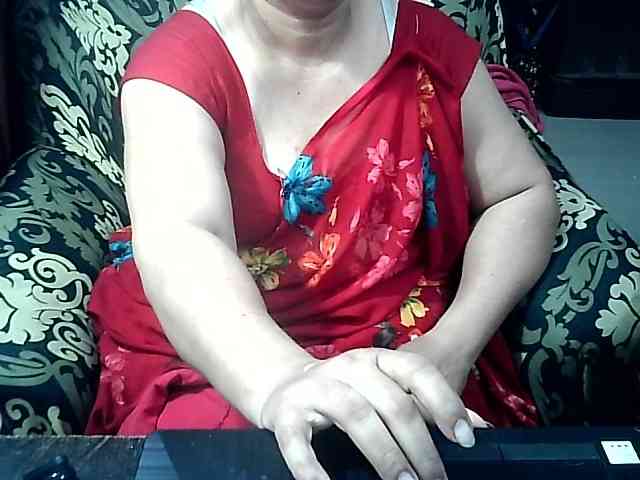 Indianbhabhimilf40 webcam