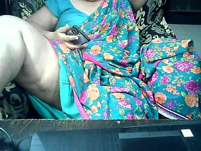 Indianbhabhimilf40 webcam