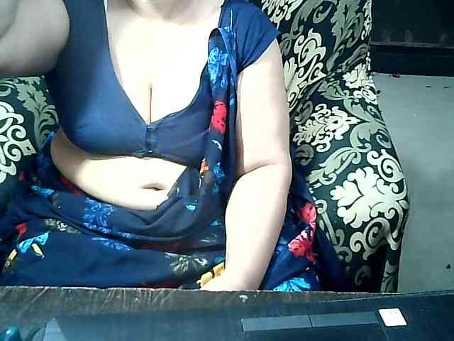 Indianbhabhimilf40 webcam