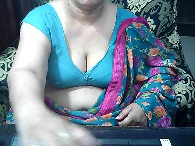 Indianbhabhimilf40 webcam