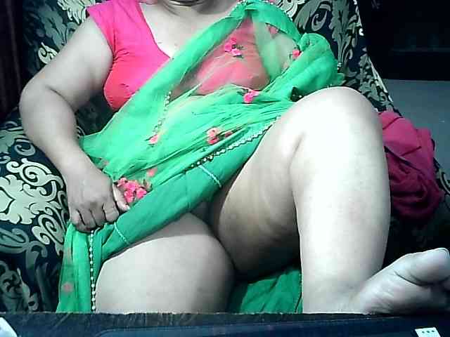 Indianbhabhimilf40 webcam