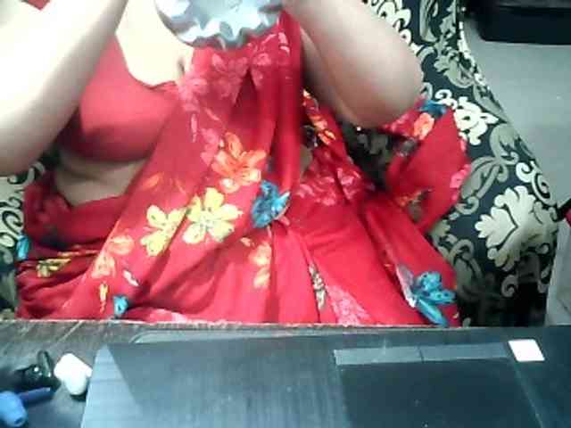 Indianbhabhimilf40 webcam