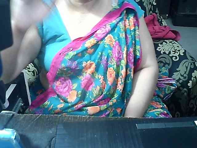 Indianbhabhimilf40 webcam
