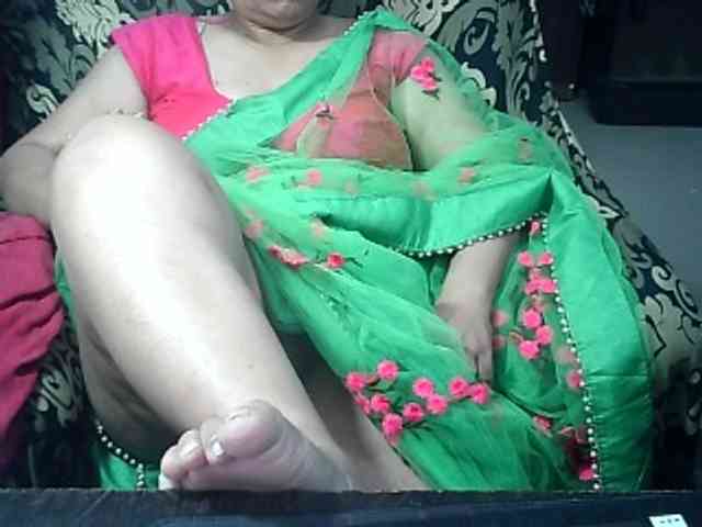 Indianbhabhimilf40 webcam