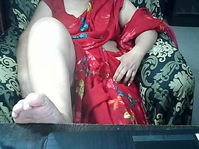 Indianbhabhimilf40 webcam