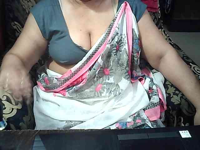 Indianbhabhimilf40 webcam