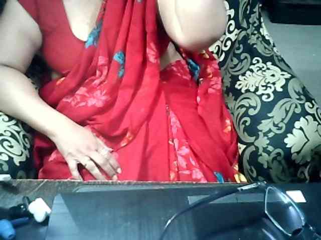 Indianbhabhimilf40 webcam