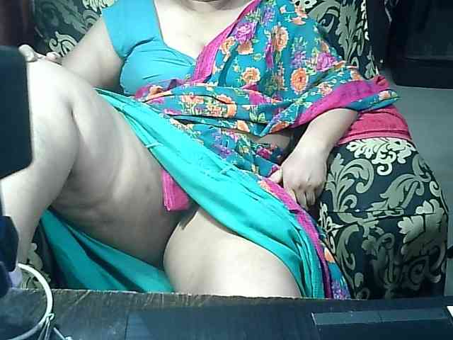 Indianbhabhimilf40 webcam