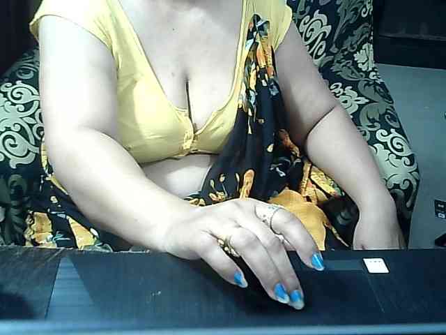 Indianbhabhimilf40