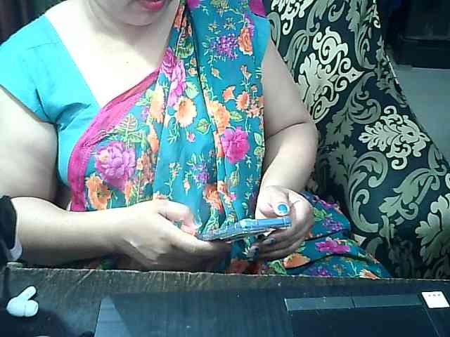 Indianbhabhimilf40 webcam