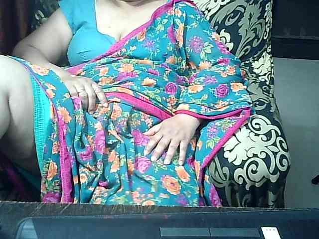 Indianbhabhimilf40 webcam