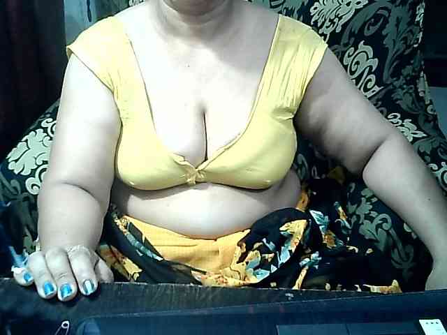 Indianbhabhimilf40 webcam