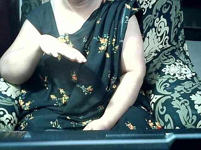 Indianbhabhimilf40 webcam