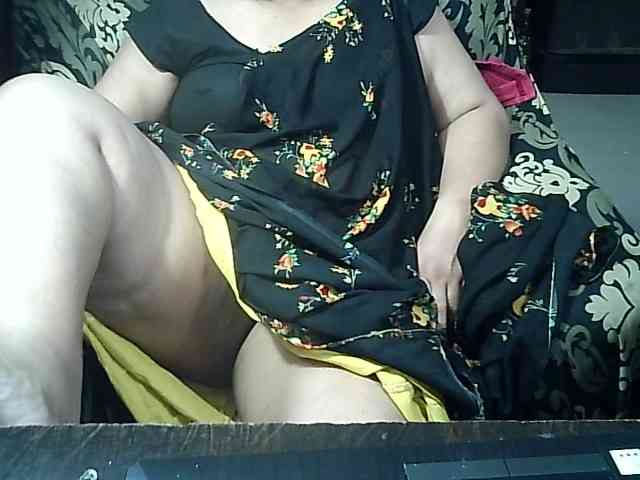 Indianbhabhimilf40 webcam