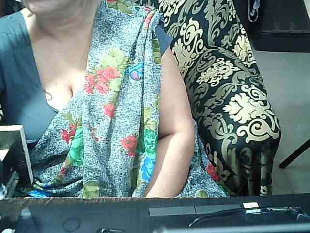Indianbhabhimilf40 webcam