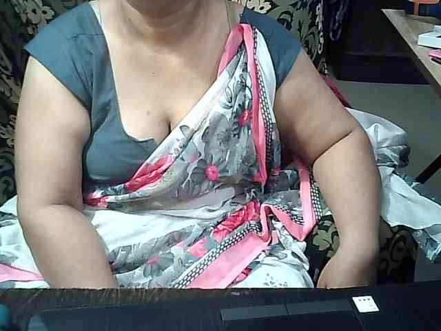 Indianbhabhimilf40 webcam