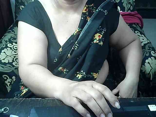 Indianbhabhimilf40 webcam