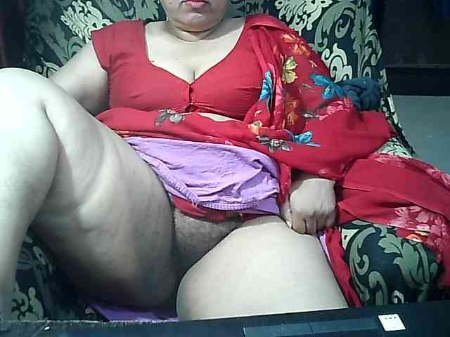 Indianbhabhimilf40 webcam