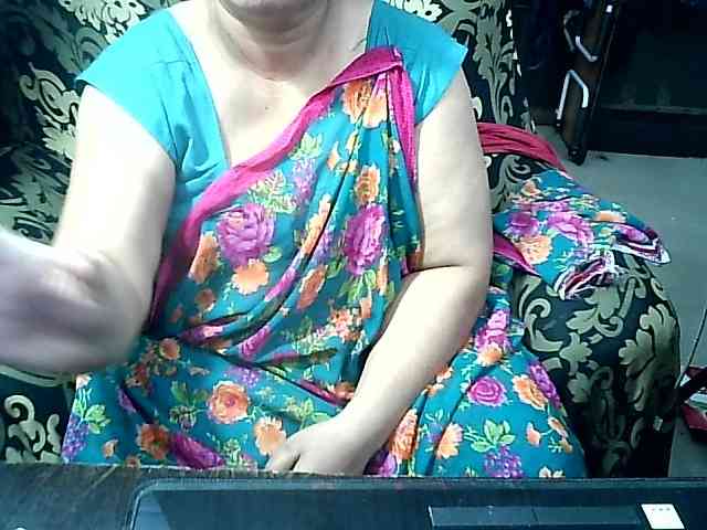 Indianbhabhimilf40 webcam