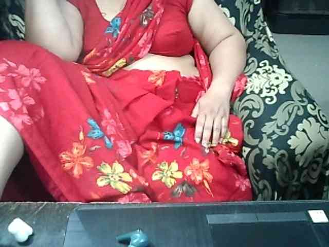 Indianbhabhimilf40 webcam