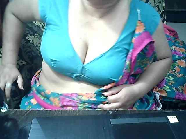 Indianbhabhimilf40 webcam