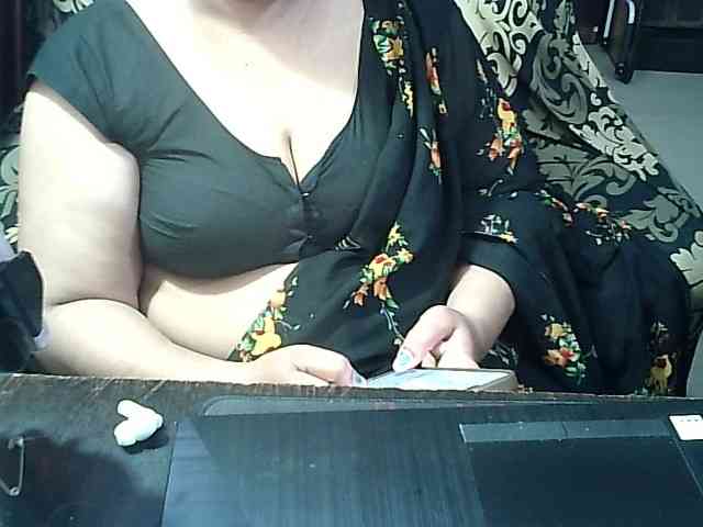 Indianbhabhimilf40 webcam