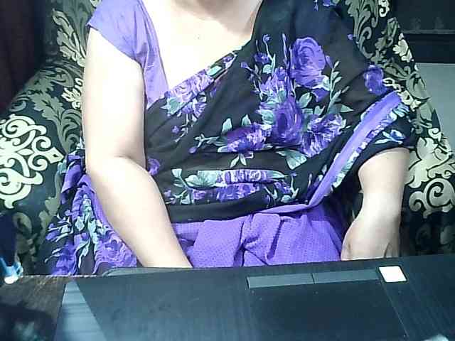 Indianbhabhimilf40 webcam