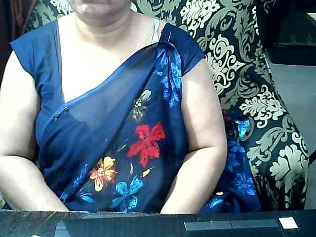 Indianbhabhimilf40 webcam
