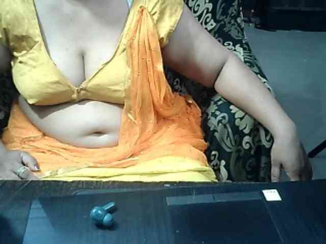 Indianbhabhimilf40 webcam