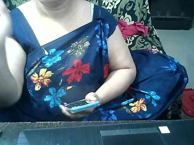Indianbhabhimilf40 webcam
