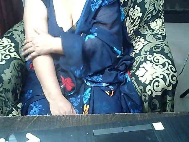 Indianbhabhimilf40 webcam