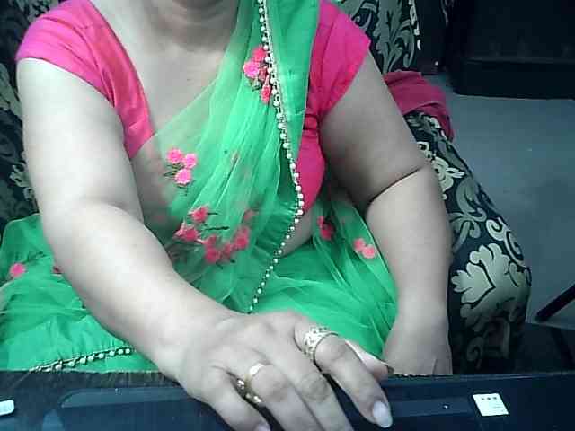Indianbhabhimilf40