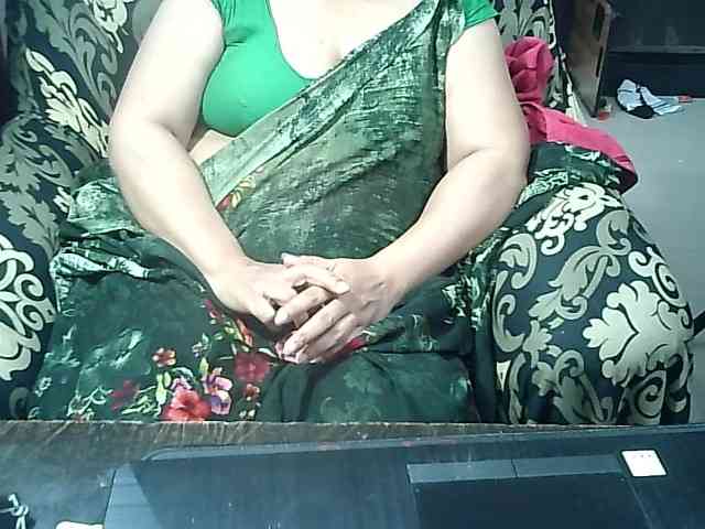 Indianbhabhimilf40 webcam