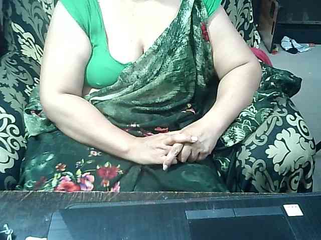 Indianbhabhimilf40 webcam