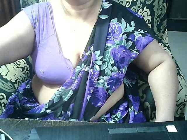 Indianbhabhimilf40 webcam