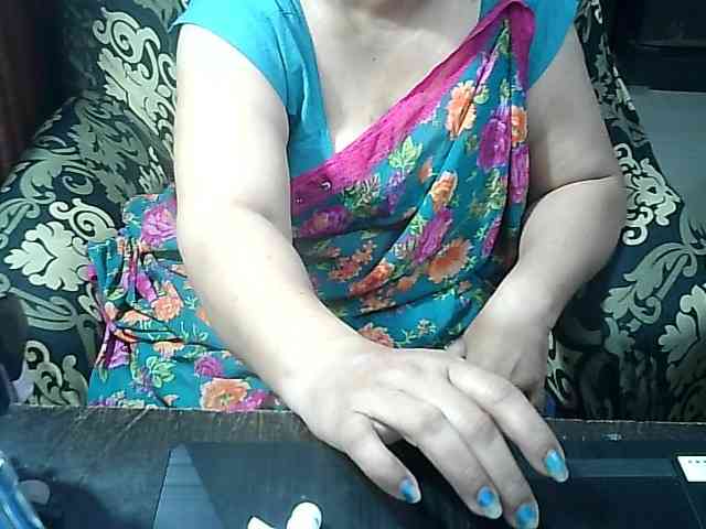 Indianbhabhimilf40 webcam