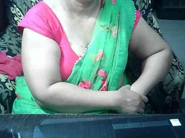 Indianbhabhimilf40 webcam
