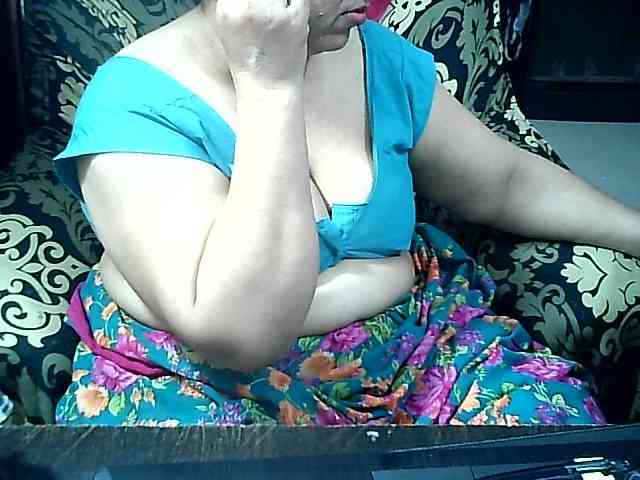 Indianbhabhimilf40 webcam