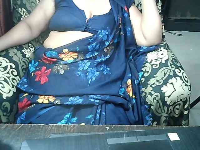 Indianbhabhimilf40 webcam