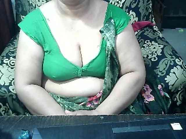 Indianbhabhimilf40 webcam