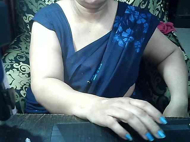 Indianbhabhimilf40 webcam