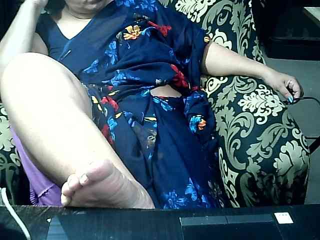 Indianbhabhimilf40 webcam
